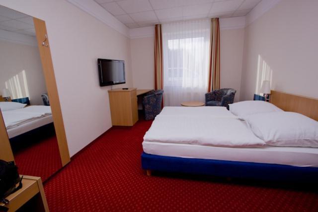 Hotel Jacobsberg オシャースレーベン 部屋 写真