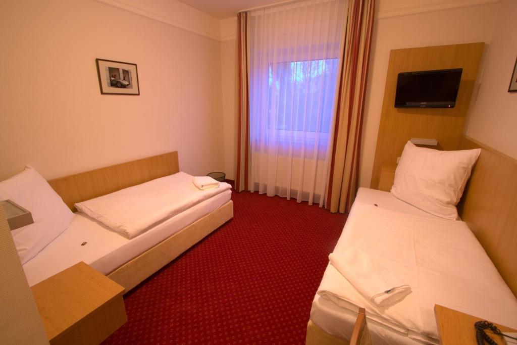 Hotel Jacobsberg オシャースレーベン 部屋 写真